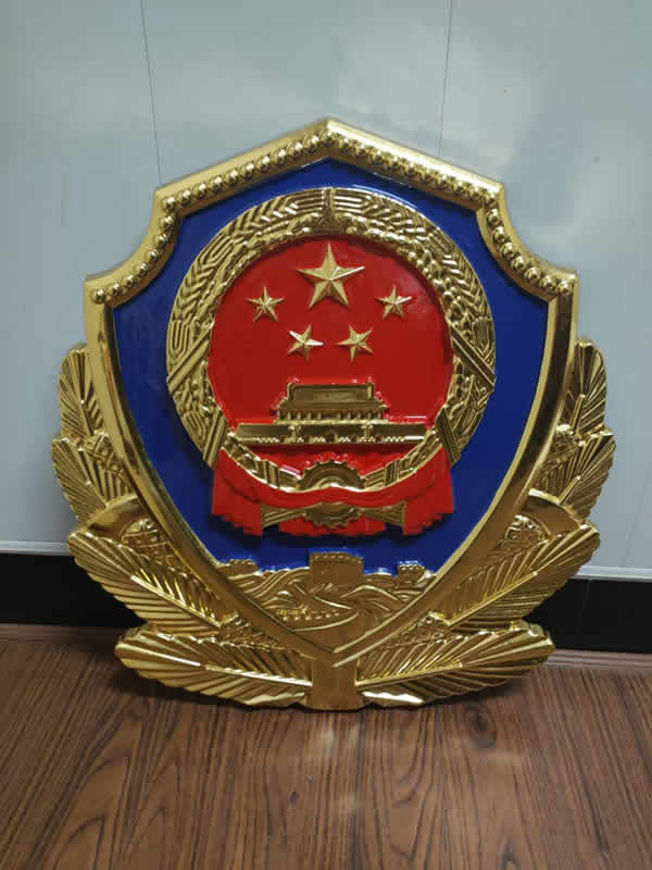 如何選擇優(yōu)質(zhì)材料?警徽制作的材質(zhì)與工藝-117